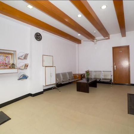 Hill View Begumpet Bed & Breakfast ไฮเดอราบัด ภายนอก รูปภาพ